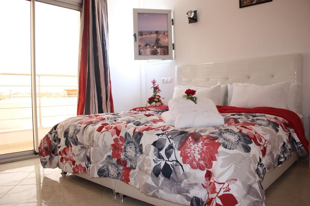 Hotel La Place 엘자디다 외부 사진