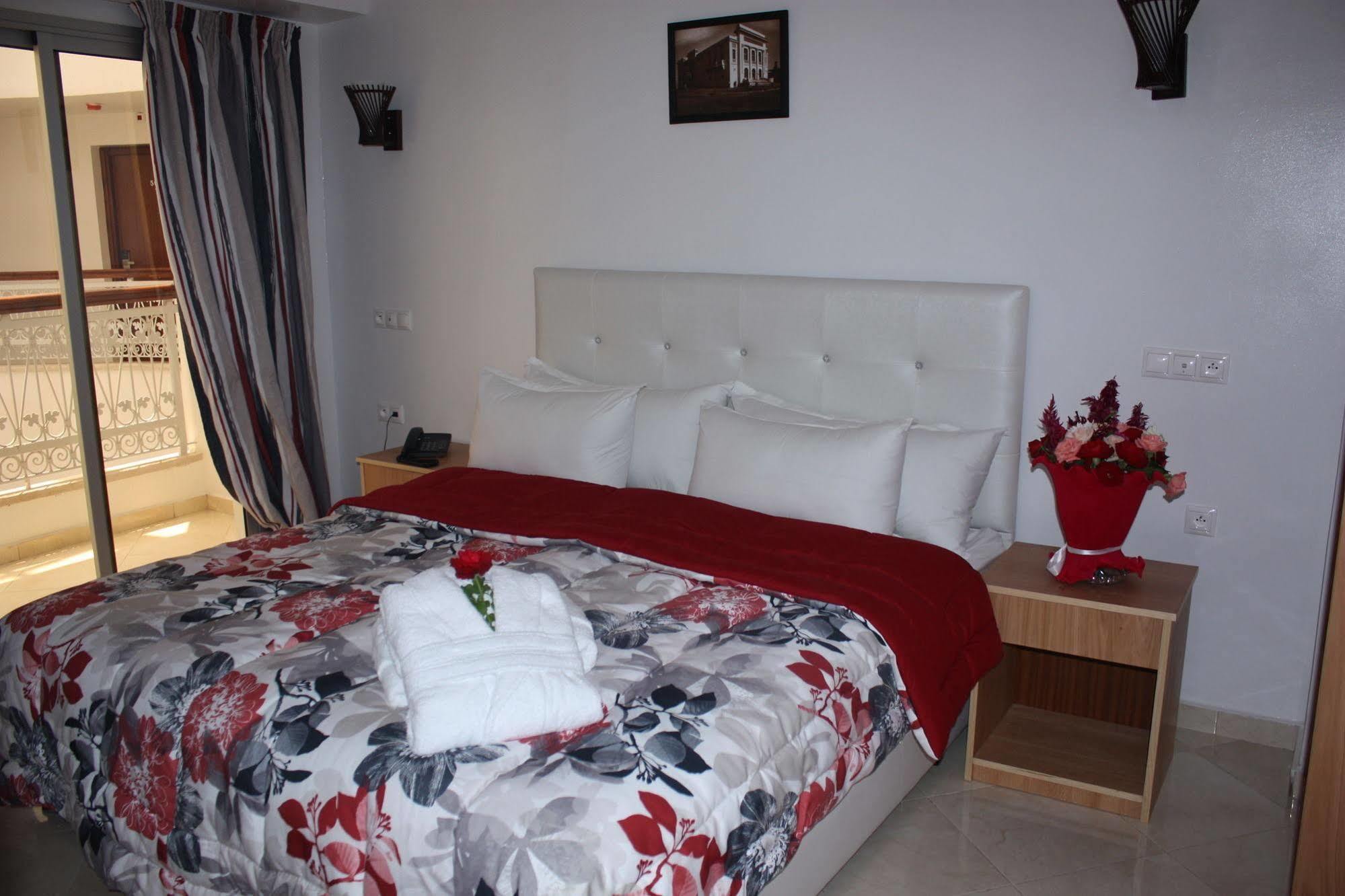 Hotel La Place 엘자디다 외부 사진